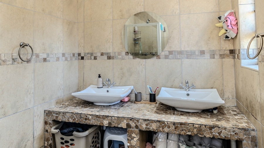 3 Bedroom Property for Sale in Vredenberg Western Cape